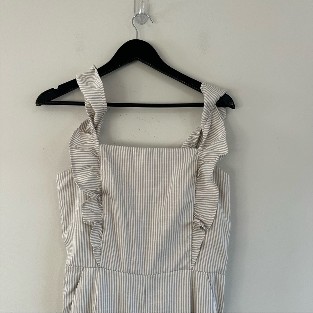 GAP Apron Ruffle Jumpsuit Neutral Stripes Size 6 Tall - Picture 6 of 12